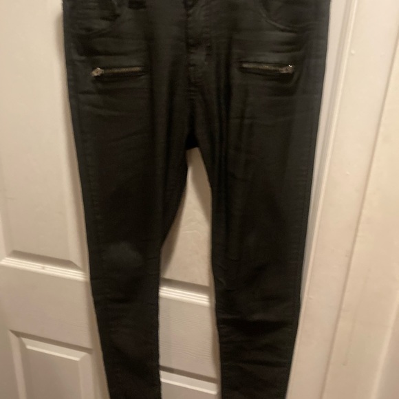 New Juniors Size 6/8 Small - Medium Top Trends Low Rise skinny Jean as pictured - Picture 5 of 8